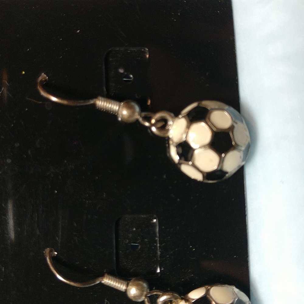 Soccer Ball Earrings French Wires Black/ White New - Picture 5 of 13